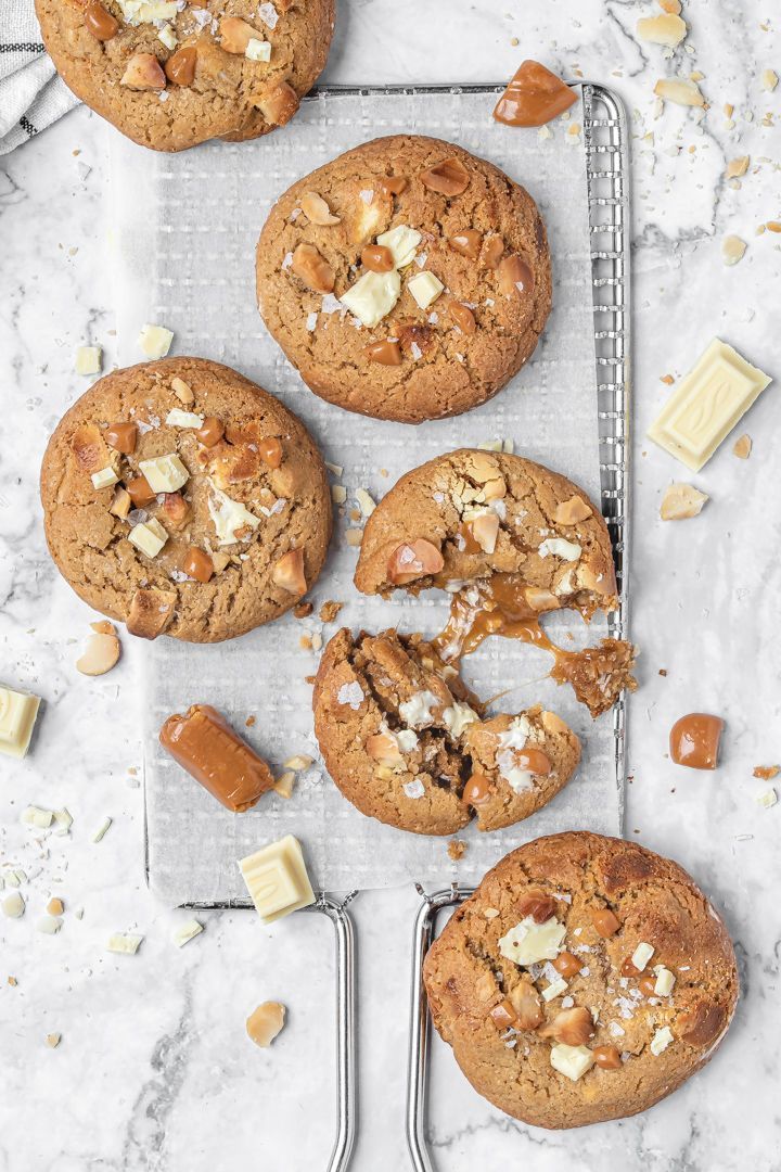 galletas-chocolate-blanco-caramelo-macadamia