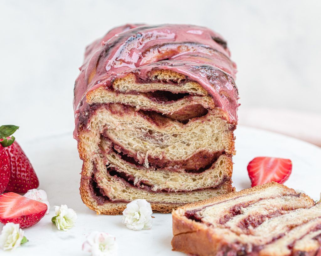 babka-fresas-asadas-chocolate-blanco